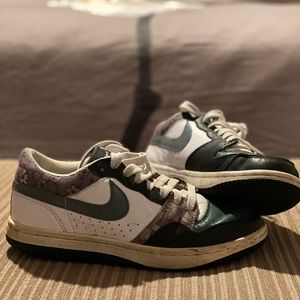 Retro Nike Dunks Low